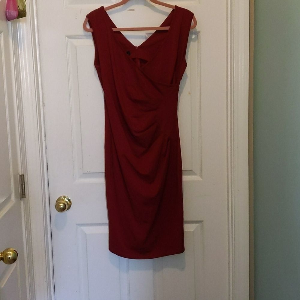 Vinmatto maroon fitted dress Sz L NWT